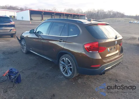 2014 BMW X1 xDrive28I z USA, uszkodzony, nr VIN WBAVL1C54EVY17442